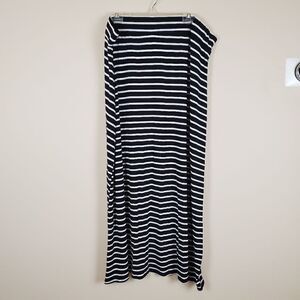 A.n.a Black & White Striped Long Skirt 2X